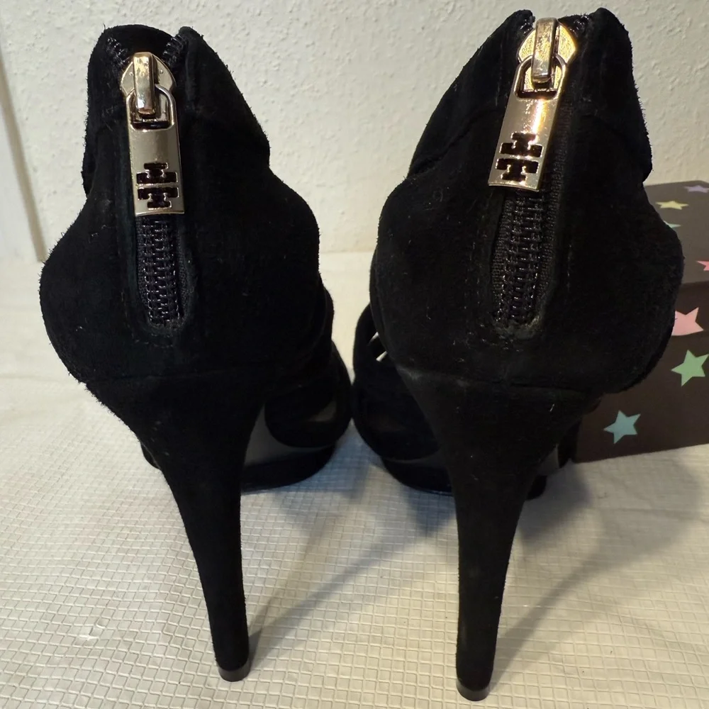 Tory Burch Black Heels Strappy Design ALL LEATHER Good Condition Offers Welcome - Picture 10 of 16